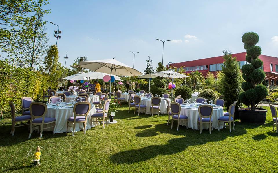 Imagine botez-salon-la-maison-saftica_1.jpg